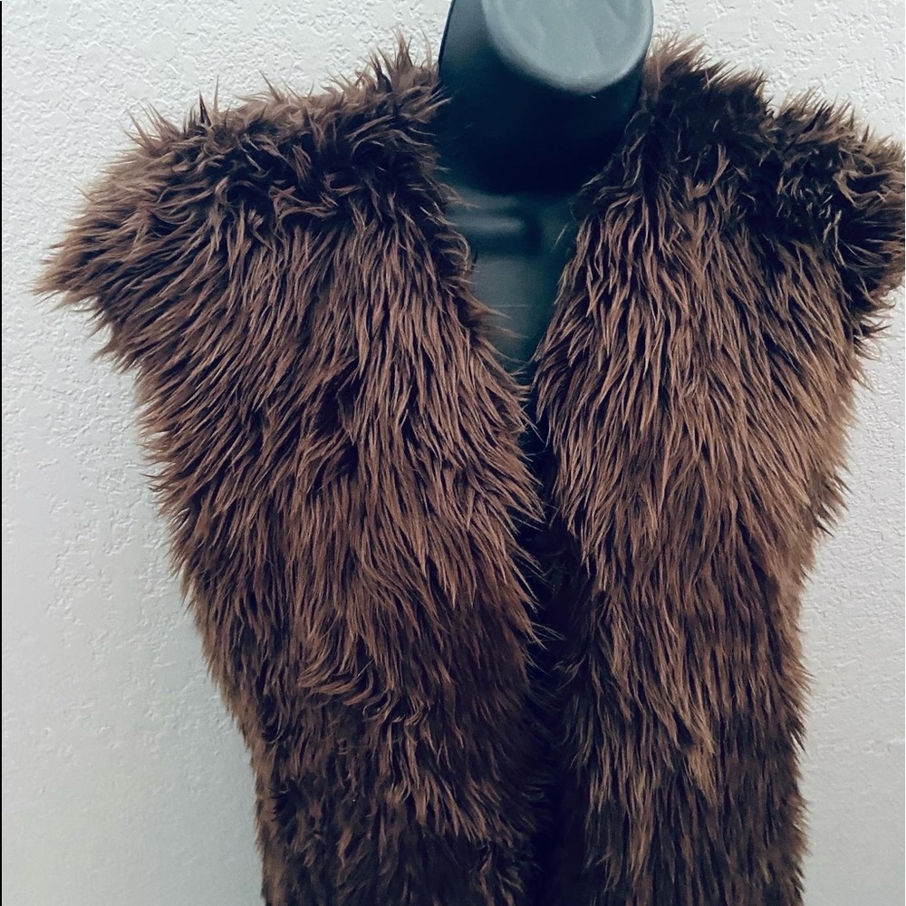 H & M Faux Fur Vest - US 4